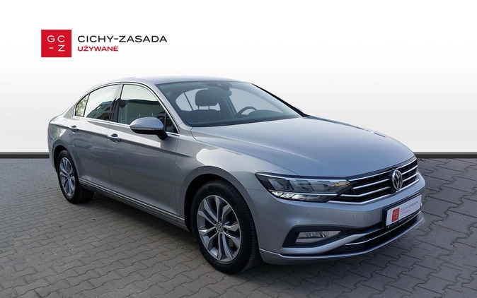 Volkswagen Passat cena 99900 przebieg: 90560, rok produkcji 2019 z Pieszyce małe 379